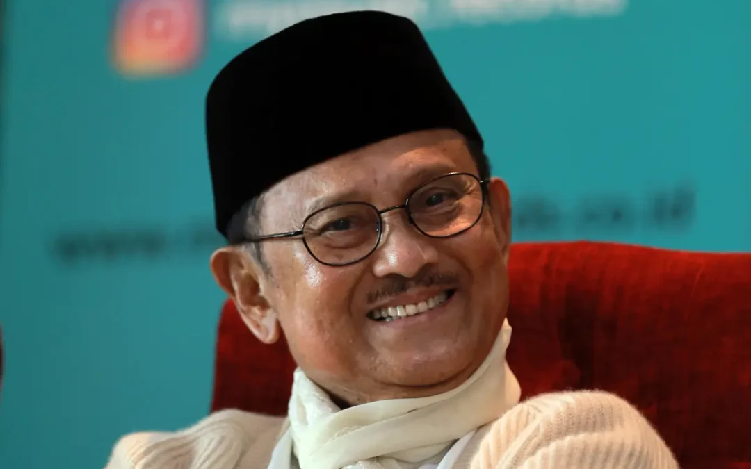 Biografi Bacharuddin jusuf habibie