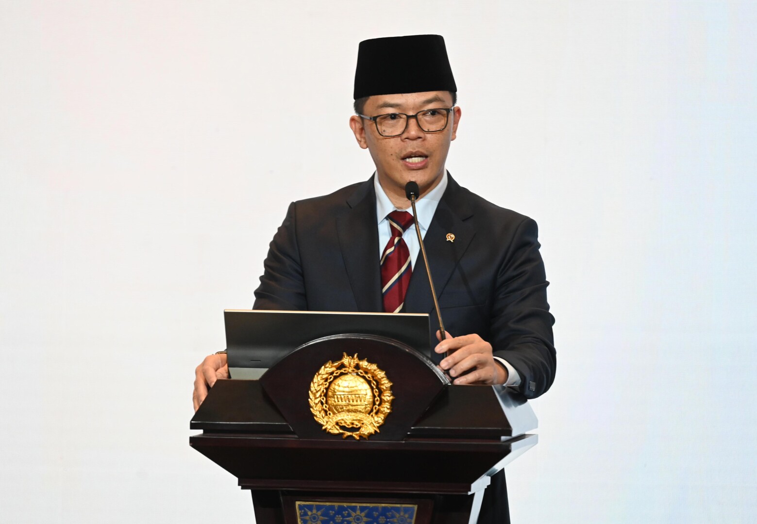 Dalam Pernyataan Pers Tahunan yang berlangsung pada 10 Januari, Menteri Luar Negeri Sugiono kembali menegaskan komitmen Indonesia