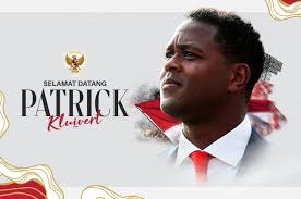 Patrick Kluivert Resmi Menjadi Pelatih Timnas Indonesia: Suporter adalah Kunci Menuju Piala Dunia 2026